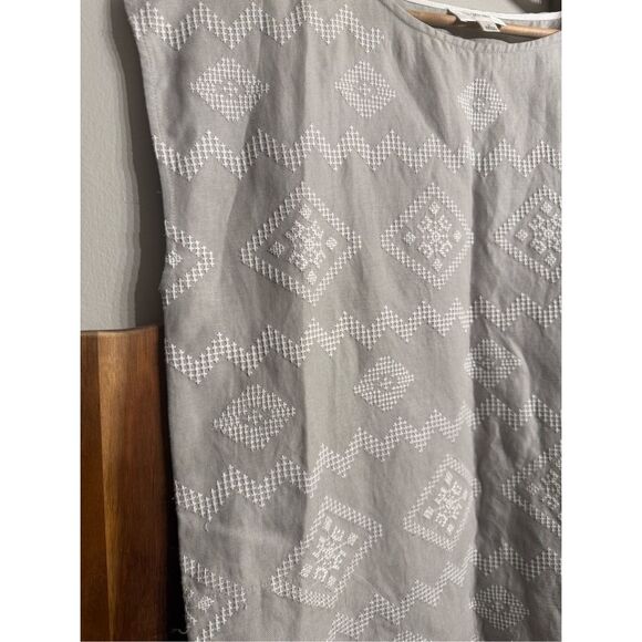 Wilfred Aritzia Gray Embroidered Aztec Dolman Sleeve Blondelle Shift Dress Small - Picture 3 of 6